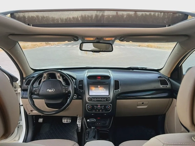 Well Maintained Kia Sorento GT-Line 2014 | GCC Specs-9