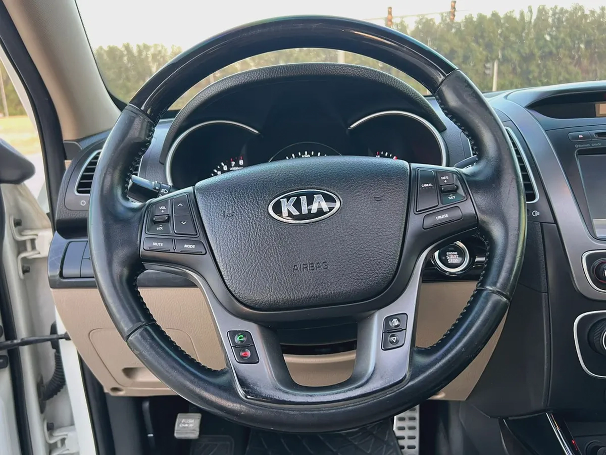 Well Maintained Kia Sorento GT-Line 2014 | GCC Specs