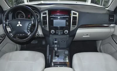 AED 971 EMi at 0% DP | Mitsubishi Pajero GLS ( 2019 Model ) in White Color GCC Specs-10