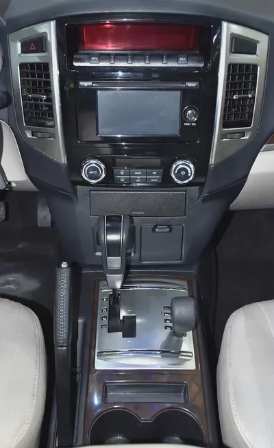 AED 971 EMi at 0% DP | Mitsubishi Pajero GLS ( 2019 Model ) in White Color GCC Specs-13