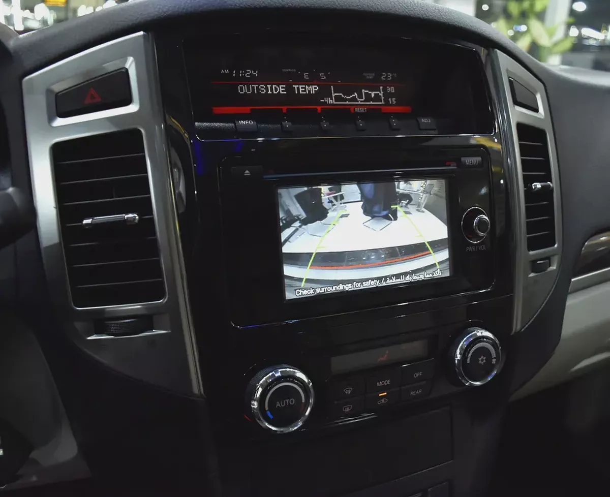 AED 971 EMi at 0% DP | Mitsubishi Pajero GLS ( 2019 Model ) in White Color GCC Specs-12-12