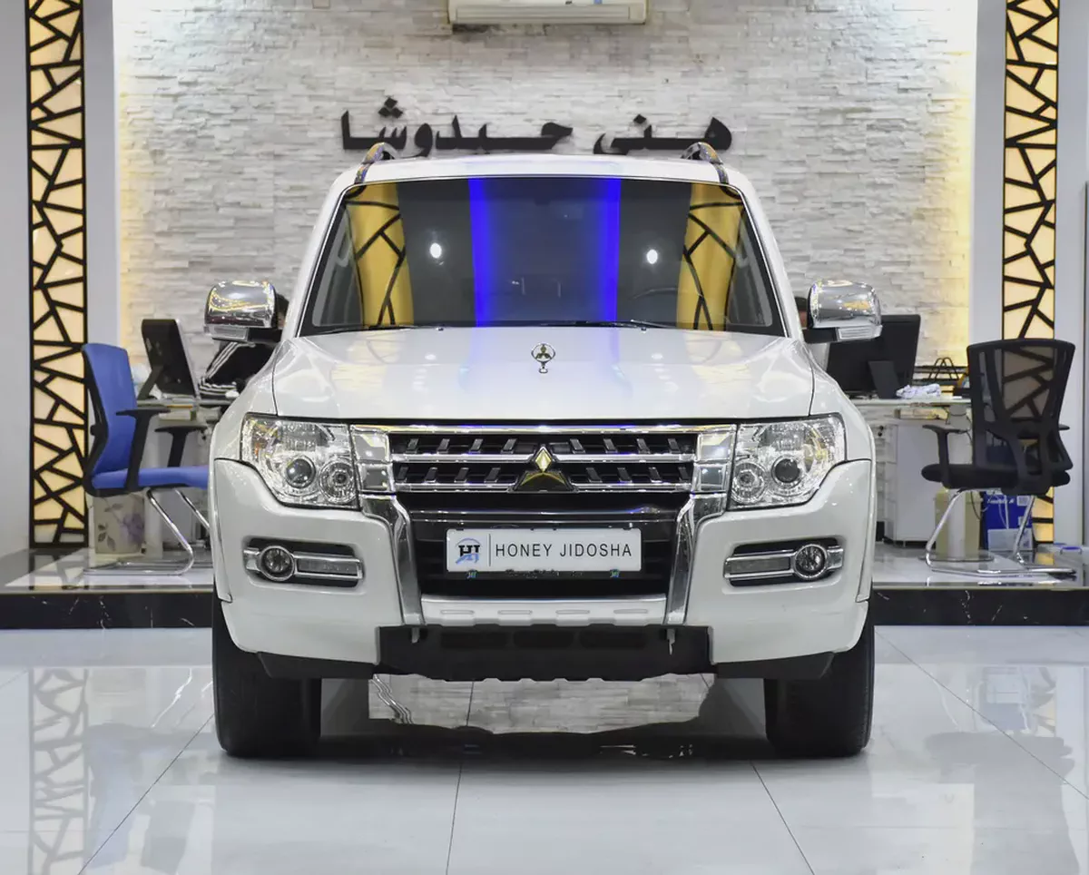 AED 971 EMi at 0% DP | Mitsubishi Pajero GLS ( 2019 Model ) in White Color GCC Specs