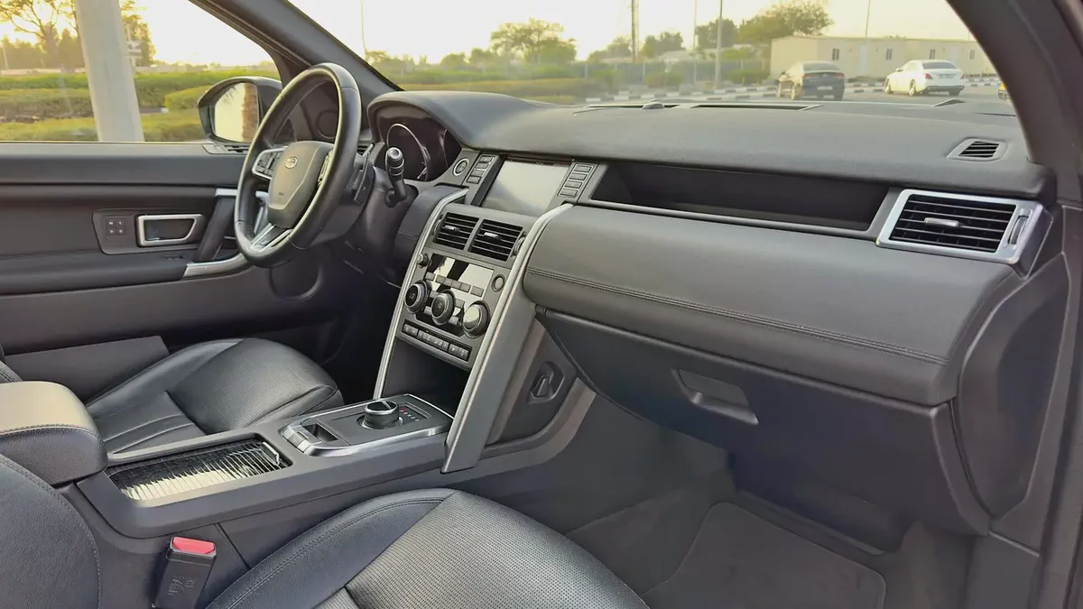 2019 Land Rover Discovery Sport HSE-9-9