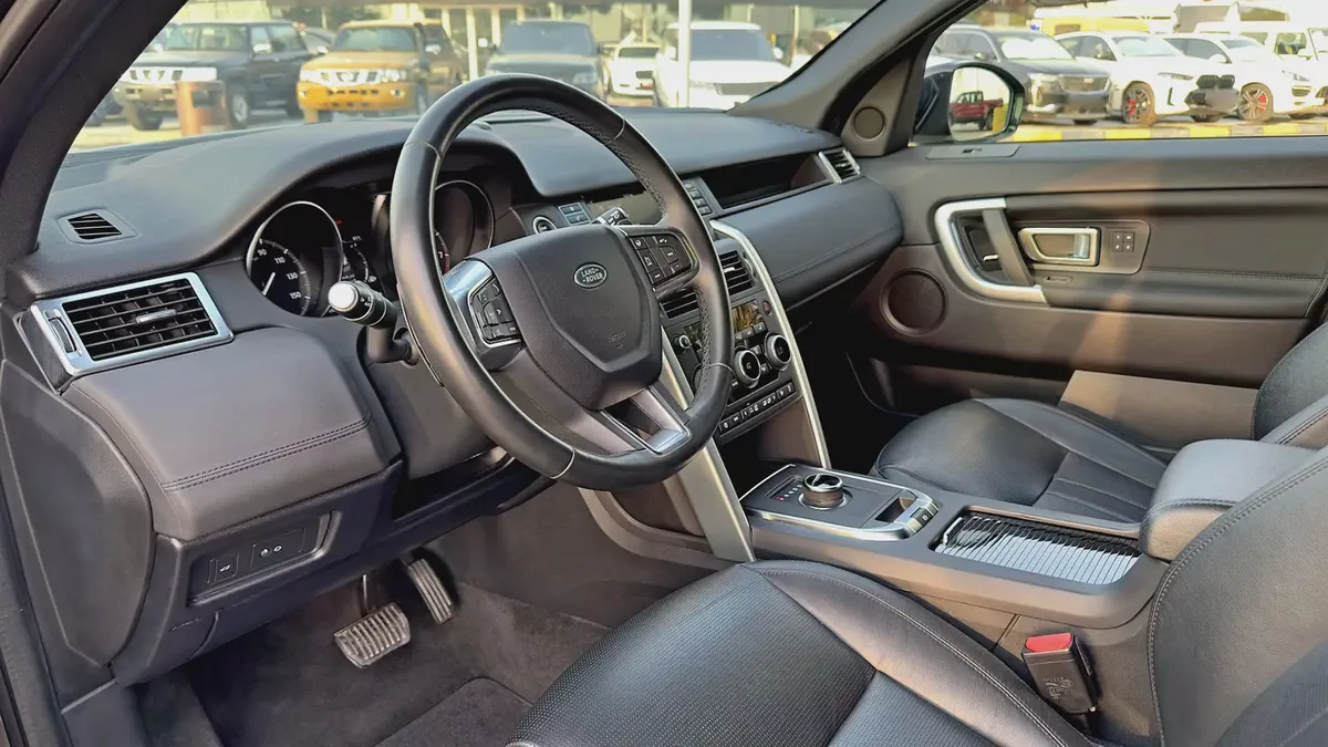 2019 Land Rover Discovery Sport HSE-7-7