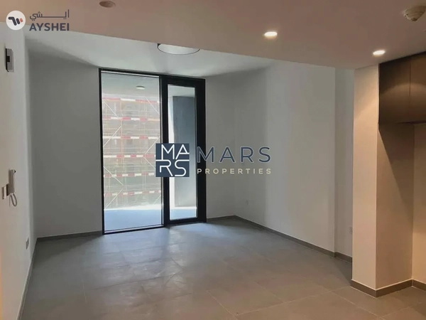 | Luxurious 2 Bedroom | Double Balcony | Kitchen Appliances |