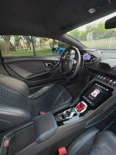 2023 Lamborghini Huracan EVO Coupe | GCC Specs | Pristine Condition-16