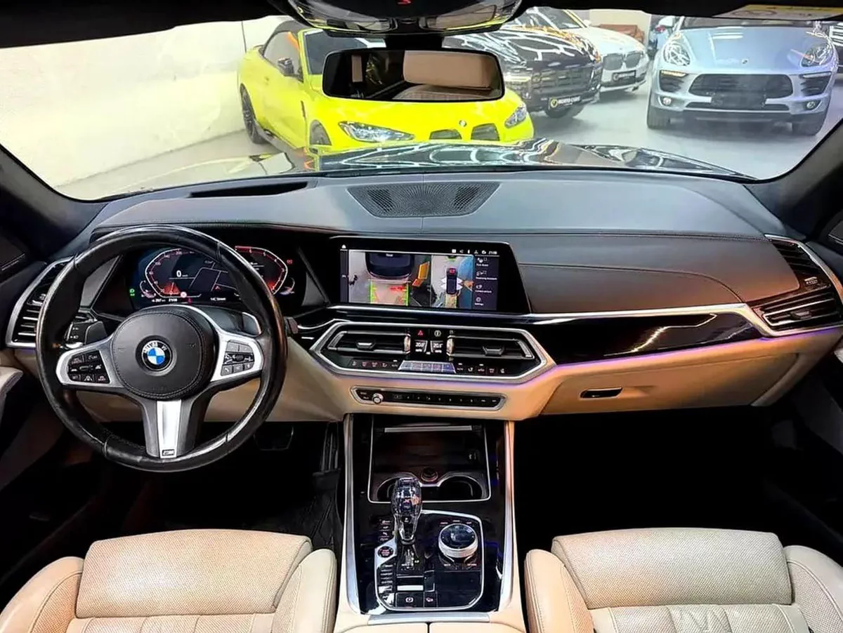 BMW X5 50i M SPORT-4-0