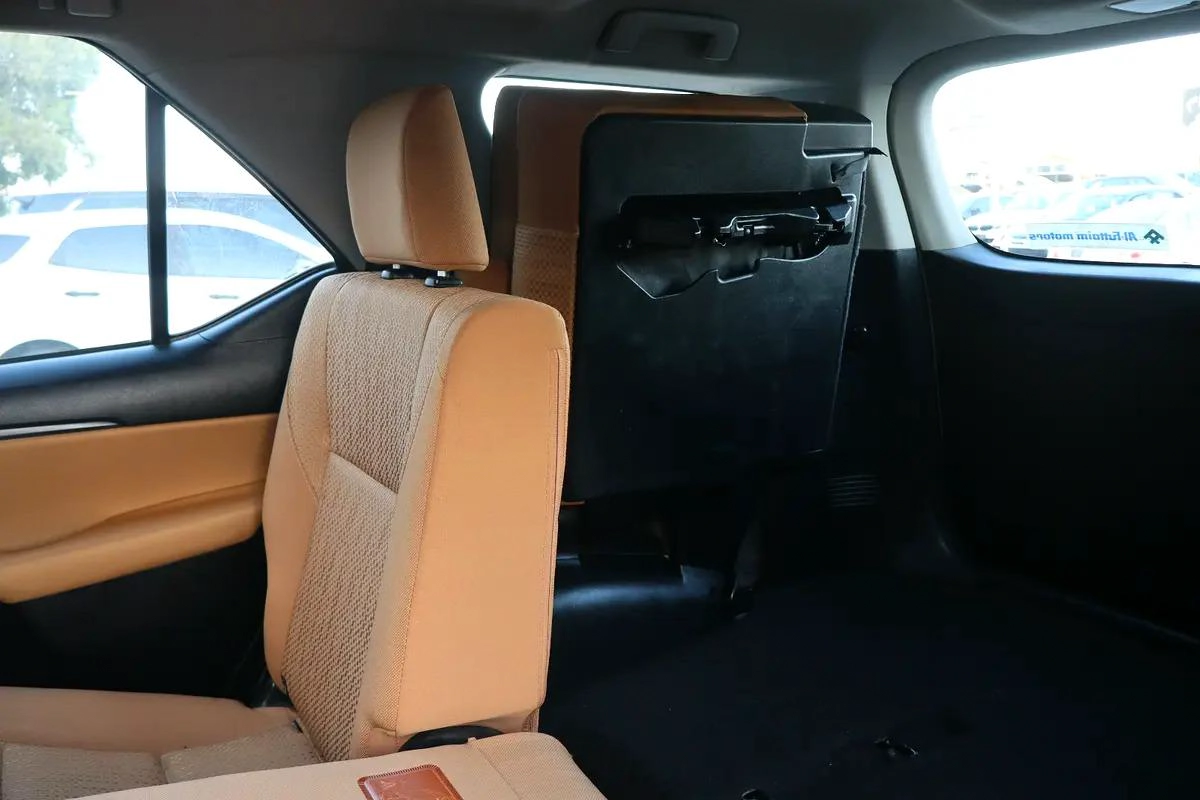 Toyota Fortuner EXR 2023-5-5