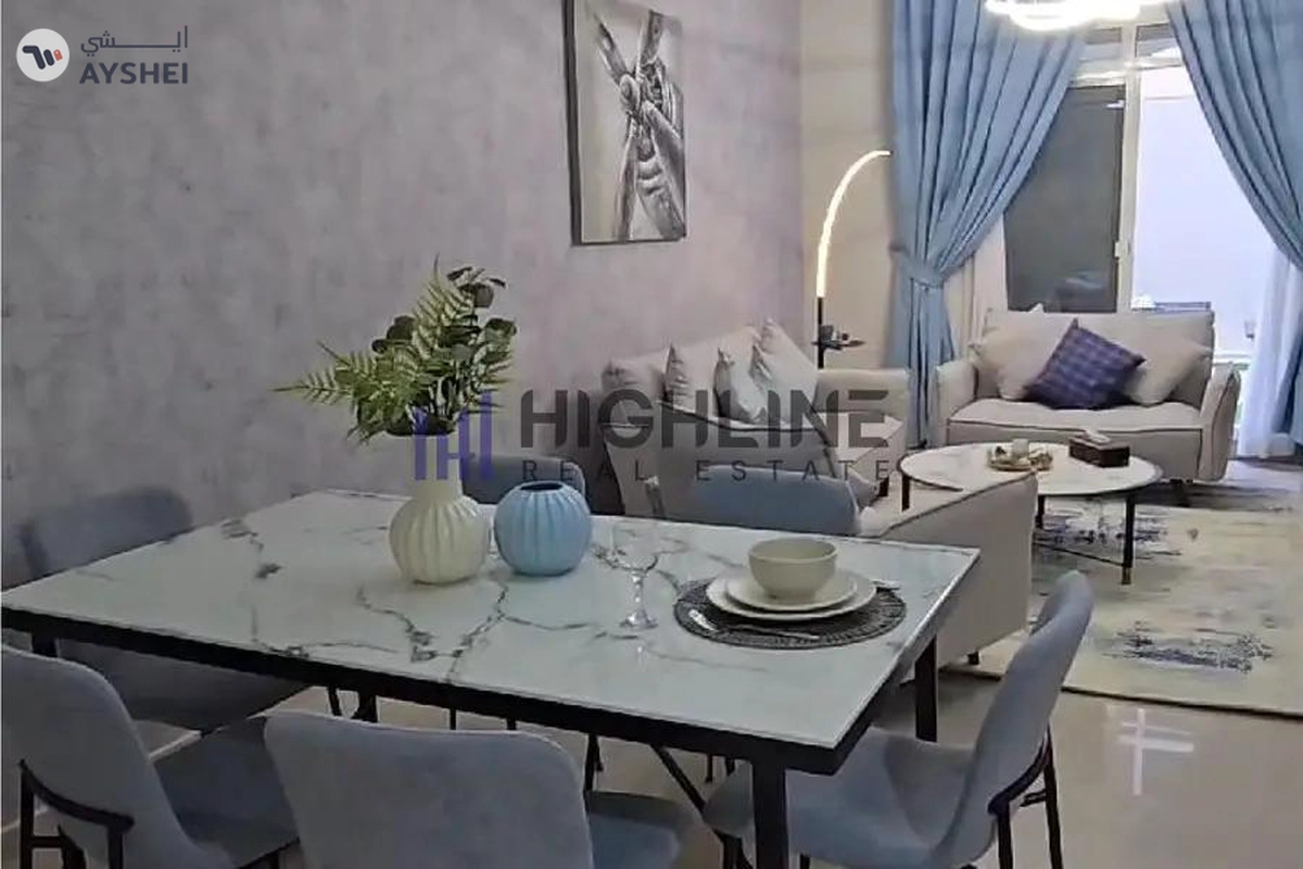 Bright Unit | Premium Location | with Garden
