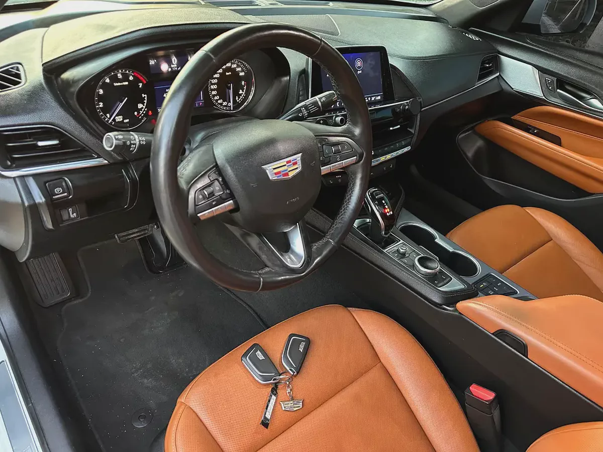 Cadillac CT4 2021 GCC-12-12