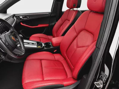 2022 Porsche Macan T-9