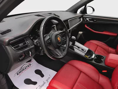 2022 Porsche Macan T-10