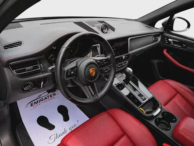 2022 Porsche Macan T-11