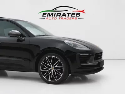 2022 Porsche Macan T-3