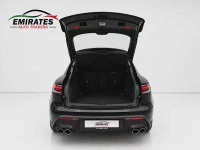 2022 Porsche Macan T-6