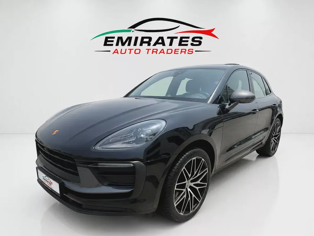 2022 Porsche Macan T
