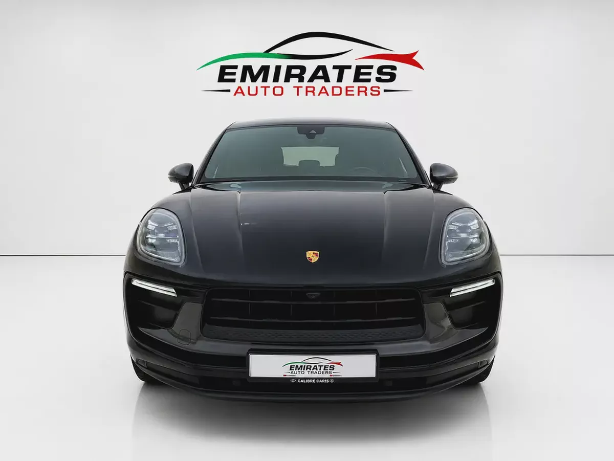 2022 Porsche Macan T-1-1