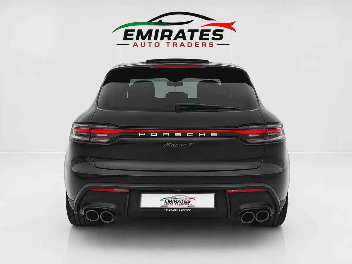 2022 Porsche Macan T-5-5