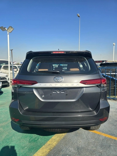 TOYOTA FORTUNER 2.7L PETROL 2026 – DARK GREY-7