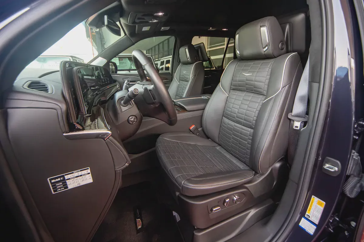 Cadillac Escalade Sport Platinum Plus 2024 | 4,000KM | UNDER WARRANTY-8-8