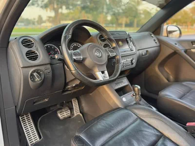 VOLKSWAGEN TIGUAN MODEL 2015 GCC SPACE FULL OPTION-14