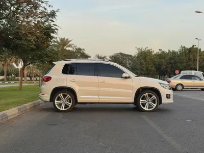 VOLKSWAGEN TIGUAN MODEL 2015 GCC SPACE FULL OPTION-5