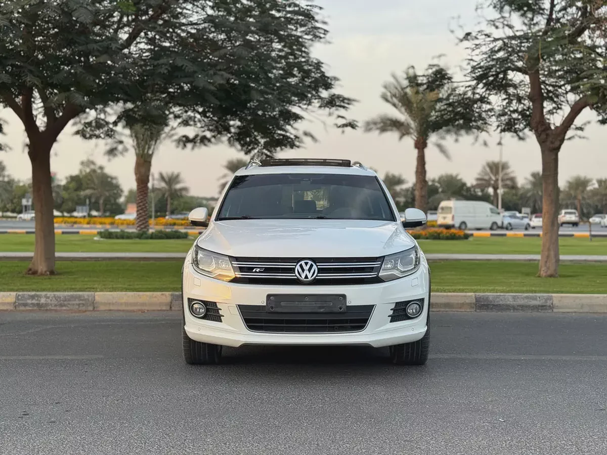 VOLKSWAGEN TIGUAN MODEL 2015 GCC SPACE FULL OPTION-10-10