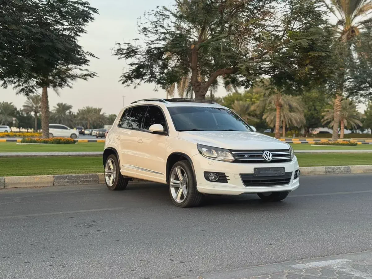 VOLKSWAGEN TIGUAN MODEL 2015 GCC SPACE FULL OPTION-3-3