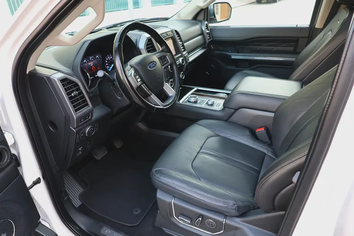Ford Expedition-Platinum-2019-96000 KM-GCC SPECS-11-11