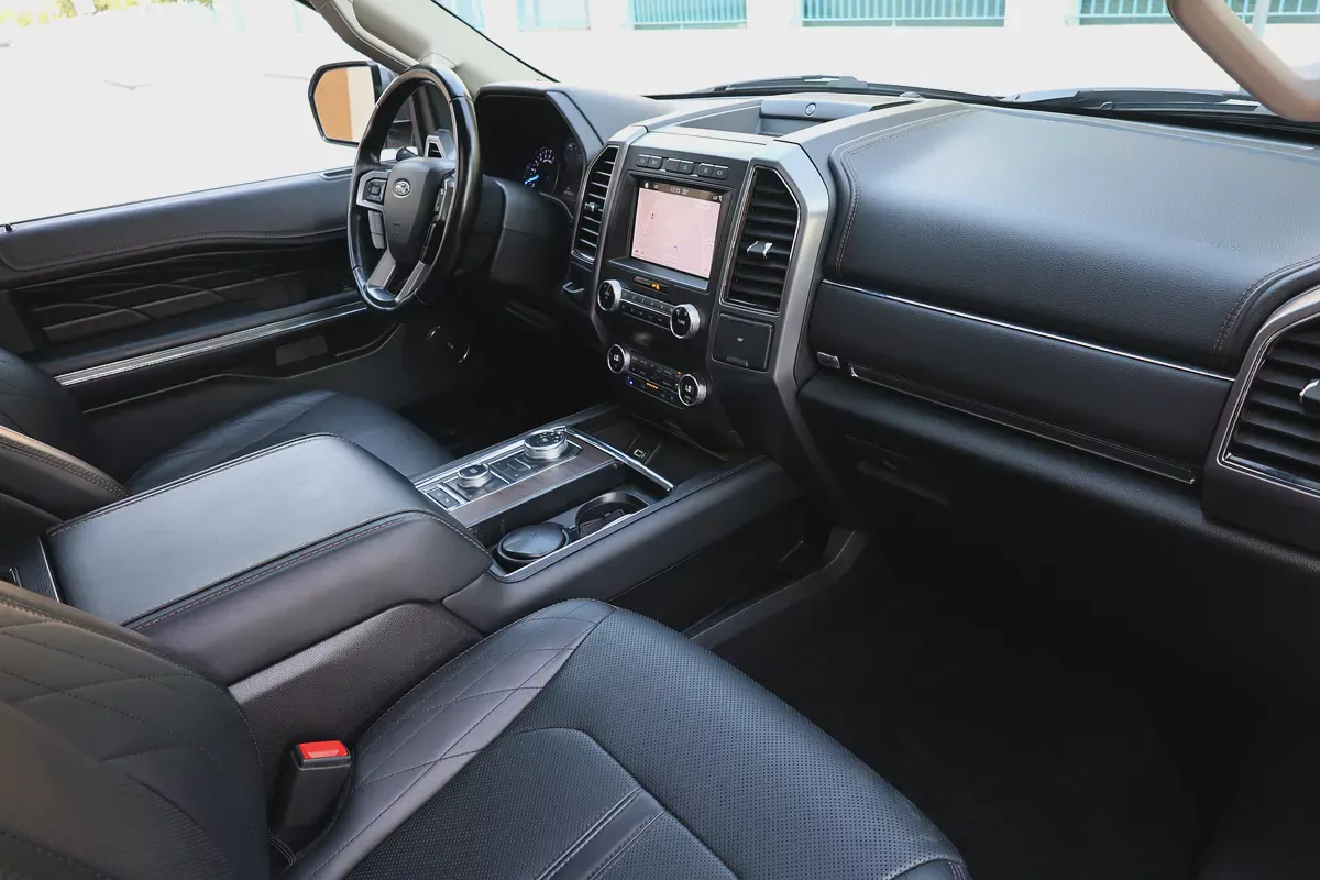 Ford Expedition-Platinum-2019-96000 KM-GCC SPECS-13-13