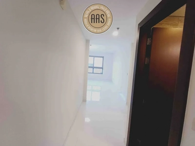 Affordable price! Prime Location 1BHK apartment only 79k near ADCB metro station-0