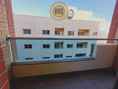 Affordable price! Prime Location 1BHK apartment only 79k near ADCB metro station-7
