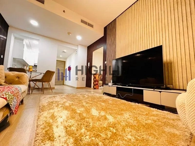 BRIGHT UNIT |PREMIUM QUALITY| VACANT-3