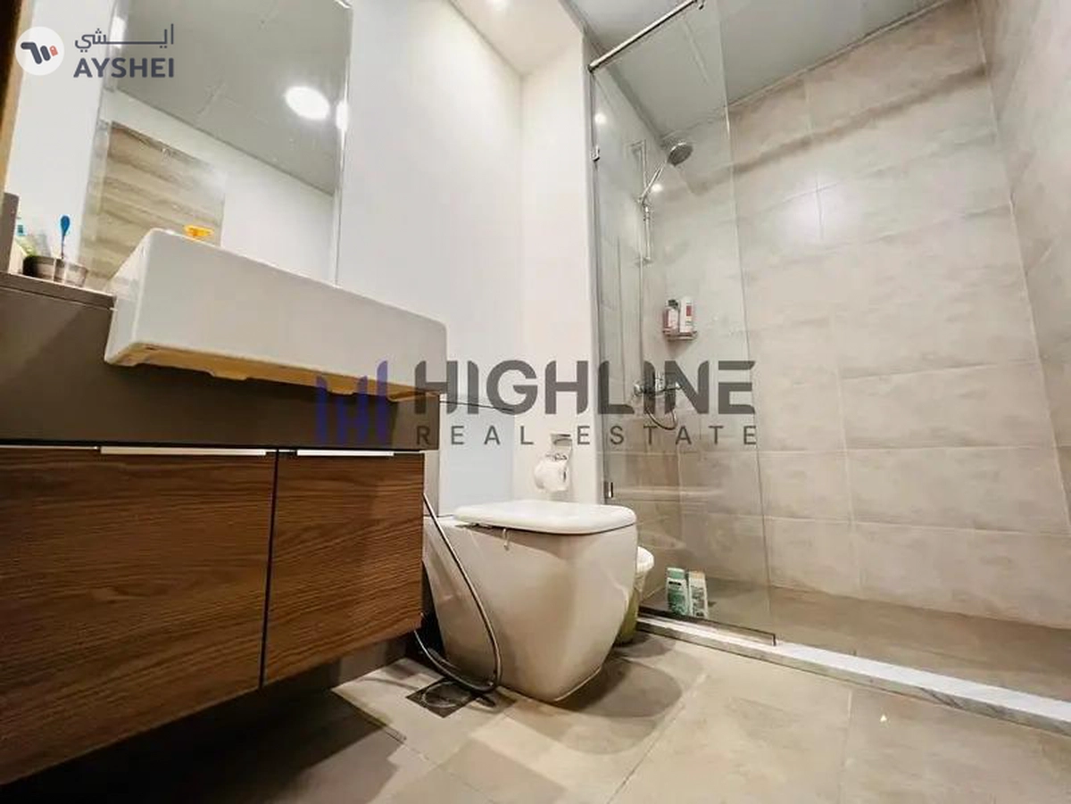 BRIGHT UNIT |PREMIUM QUALITY| VACANT-11-11