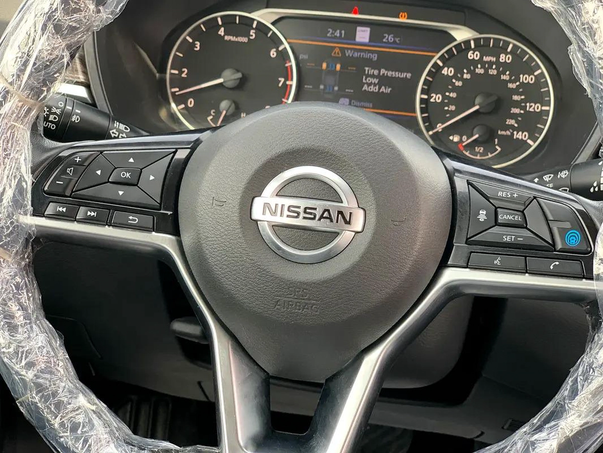 Nissan Altima SL-11-11