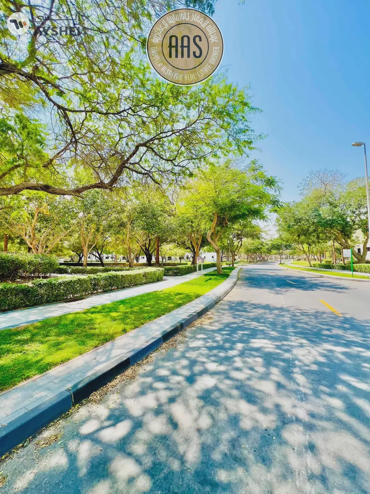 One Month Free Luxury 2-BHK With Park View Close to Metro-3-3