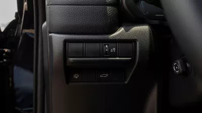 Toyota Prado VXR Toyota Prado Premium 2.4L petrol MY 2025-13