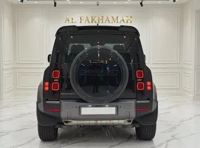 Defender 110 p300 X-Dynamic HSE GCC Specs-3