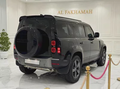 Defender 110 p300 X-Dynamic HSE GCC Specs-4