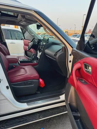 Nissan Patrol LE Titanium 2022 GCC Specs-12