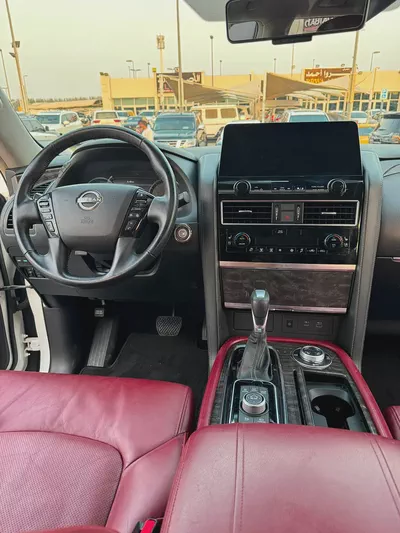 Nissan Patrol LE Titanium 2022 GCC Specs-13