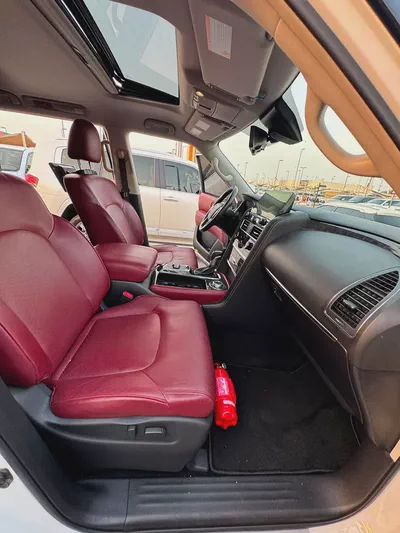 Nissan Patrol LE Titanium 2022 GCC Specs-15