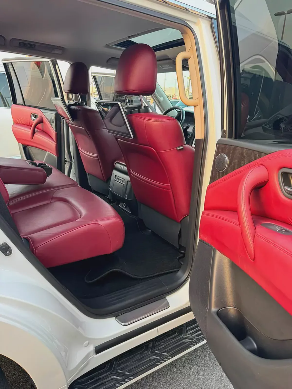 Nissan Patrol LE Titanium 2022 GCC Specs-17-17