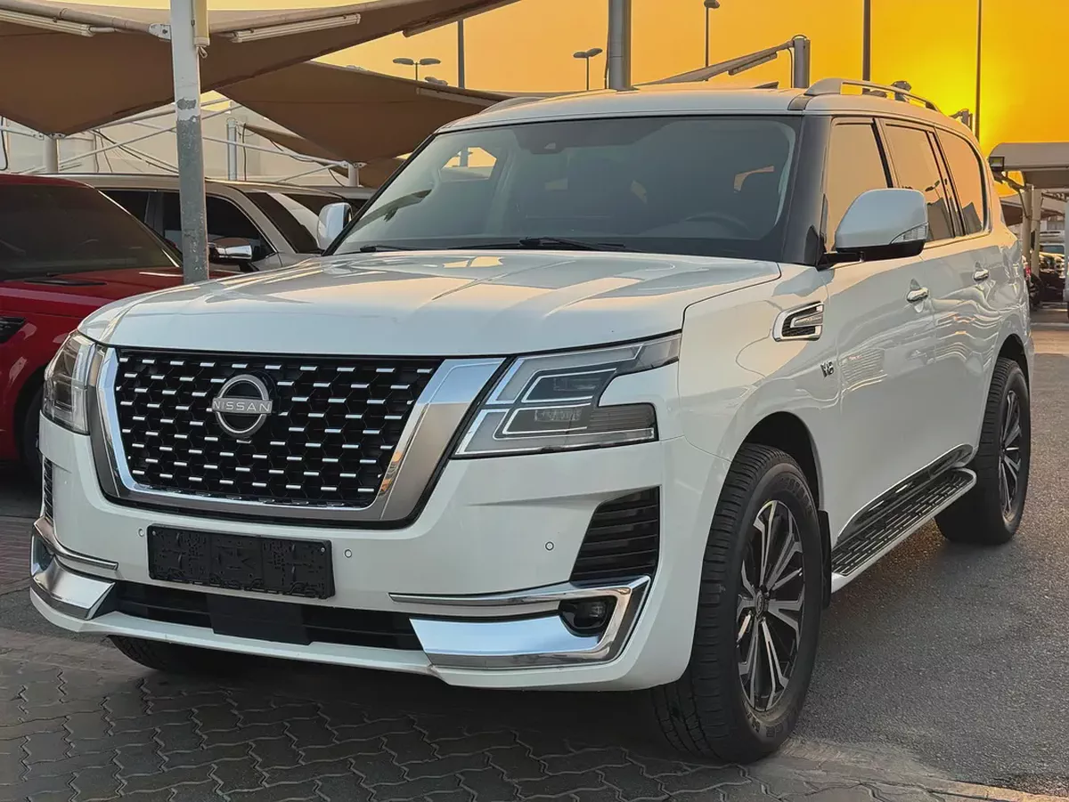 Nissan Patrol LE Titanium 2022 GCC Specs-2-2