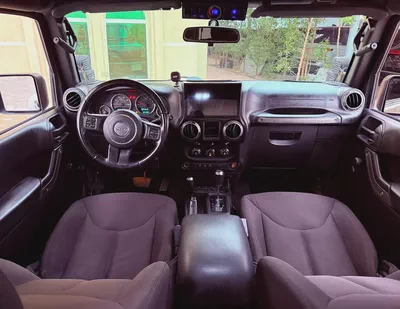 Jeep Wrangler Sport 2017 - American Specs - Excellent Condition-9