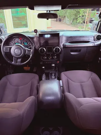 Jeep Wrangler Sport 2017 - American Specs - Excellent Condition-7