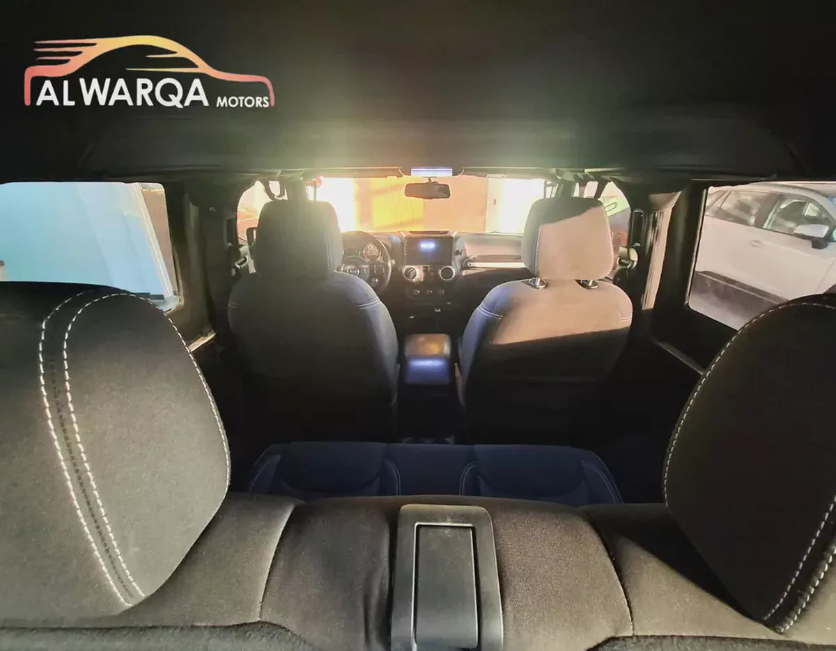 Jeep Wrangler Rubicon 2015-13-13
