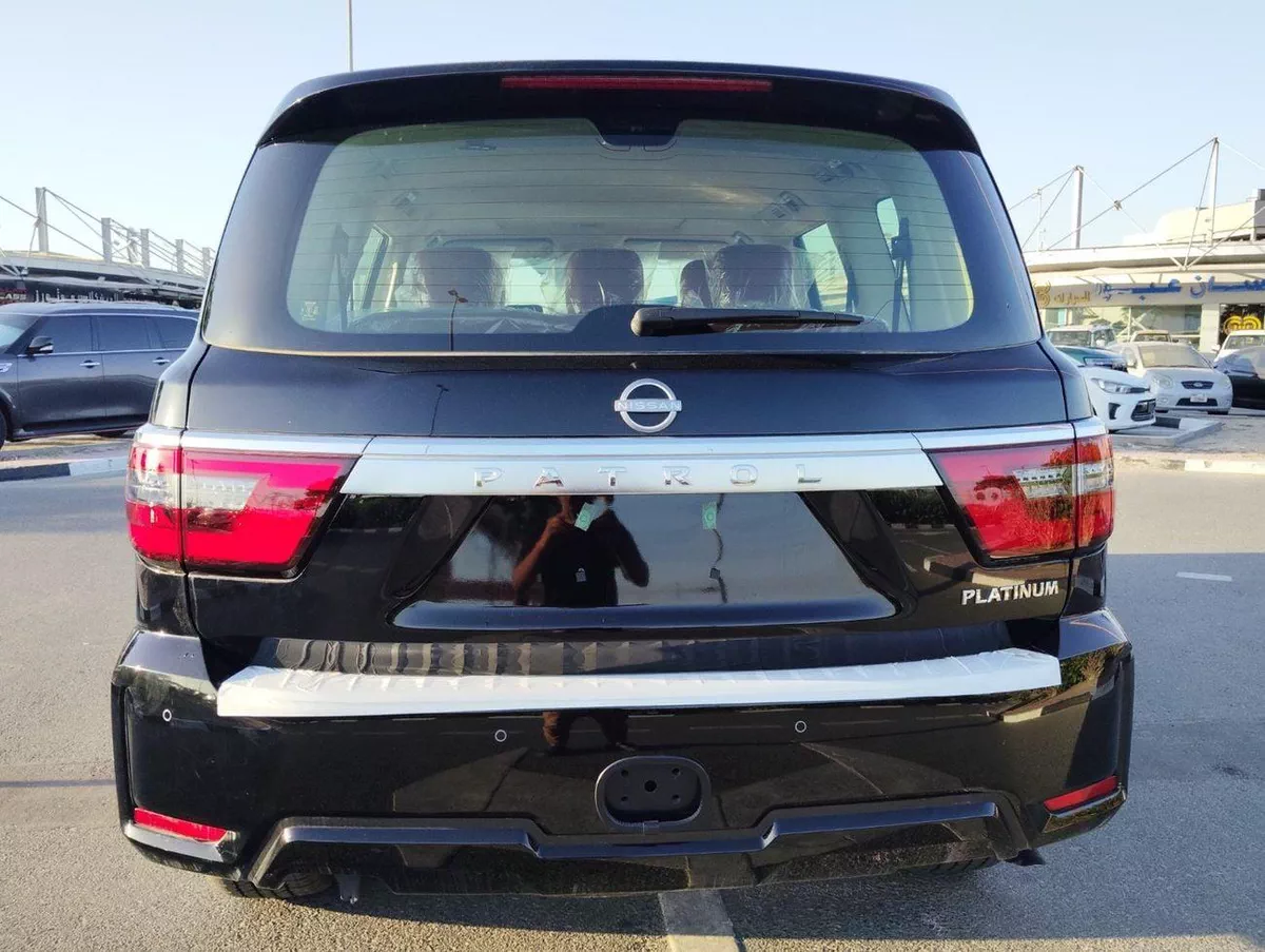 Nissan Patrol SE PLATINUM CITY-3-0