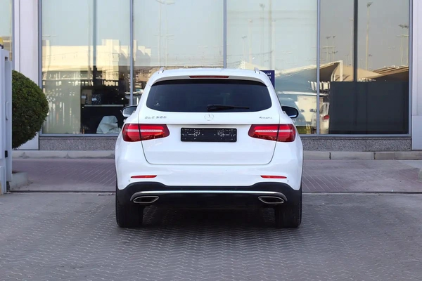 Mercedes-Benz GLC-Class GLC 250 4MATIC 2017 GCC Specs