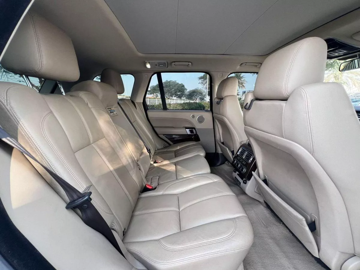 Land Rover Range Rover HSE-8-0